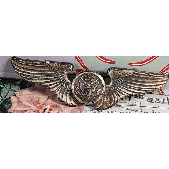 WWII Sterling US Air Corps Sweetheart Pilot Wings Pin Great Seal USAF Vintage - Picture 3 of 5